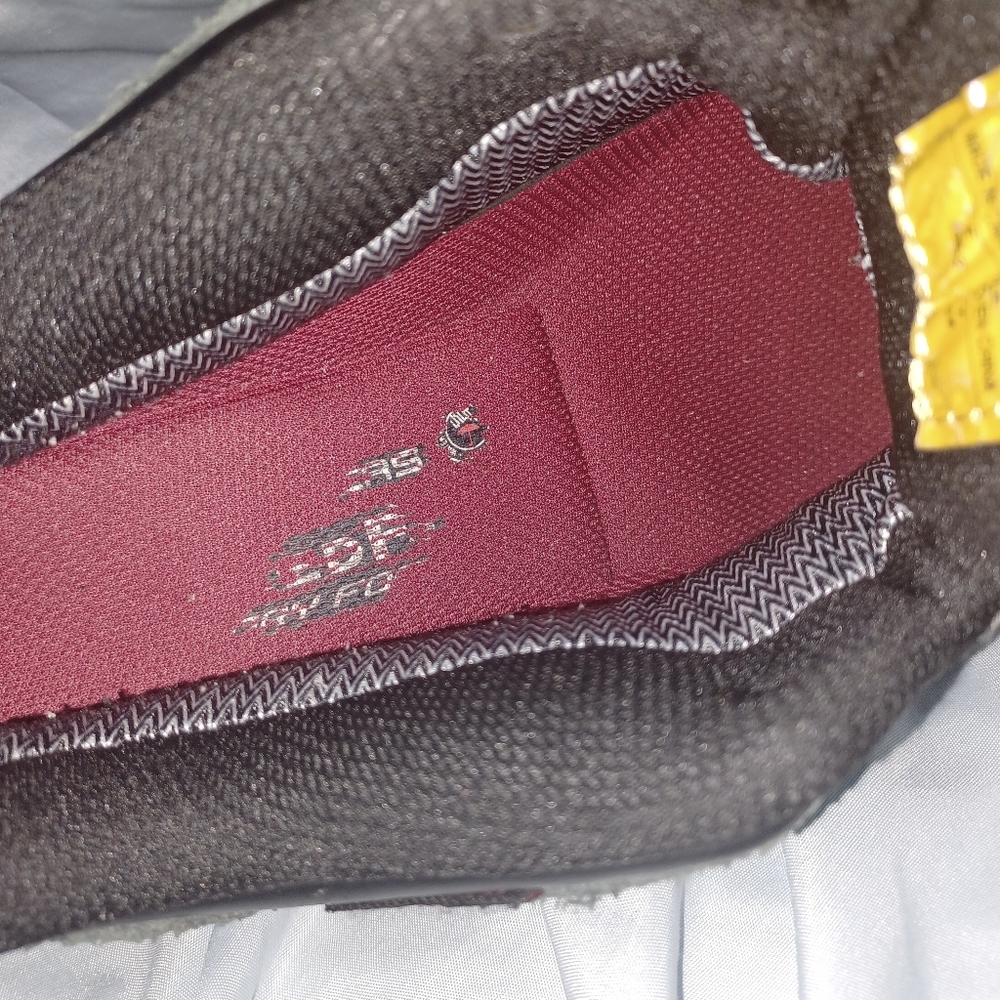 Mens Sketchers Steeltoe Work Shoes 9.5. Used but still in very great condition. - Picture 6 of 8